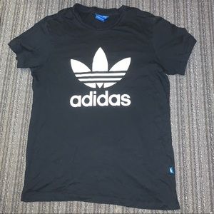 Adidas Tshirt